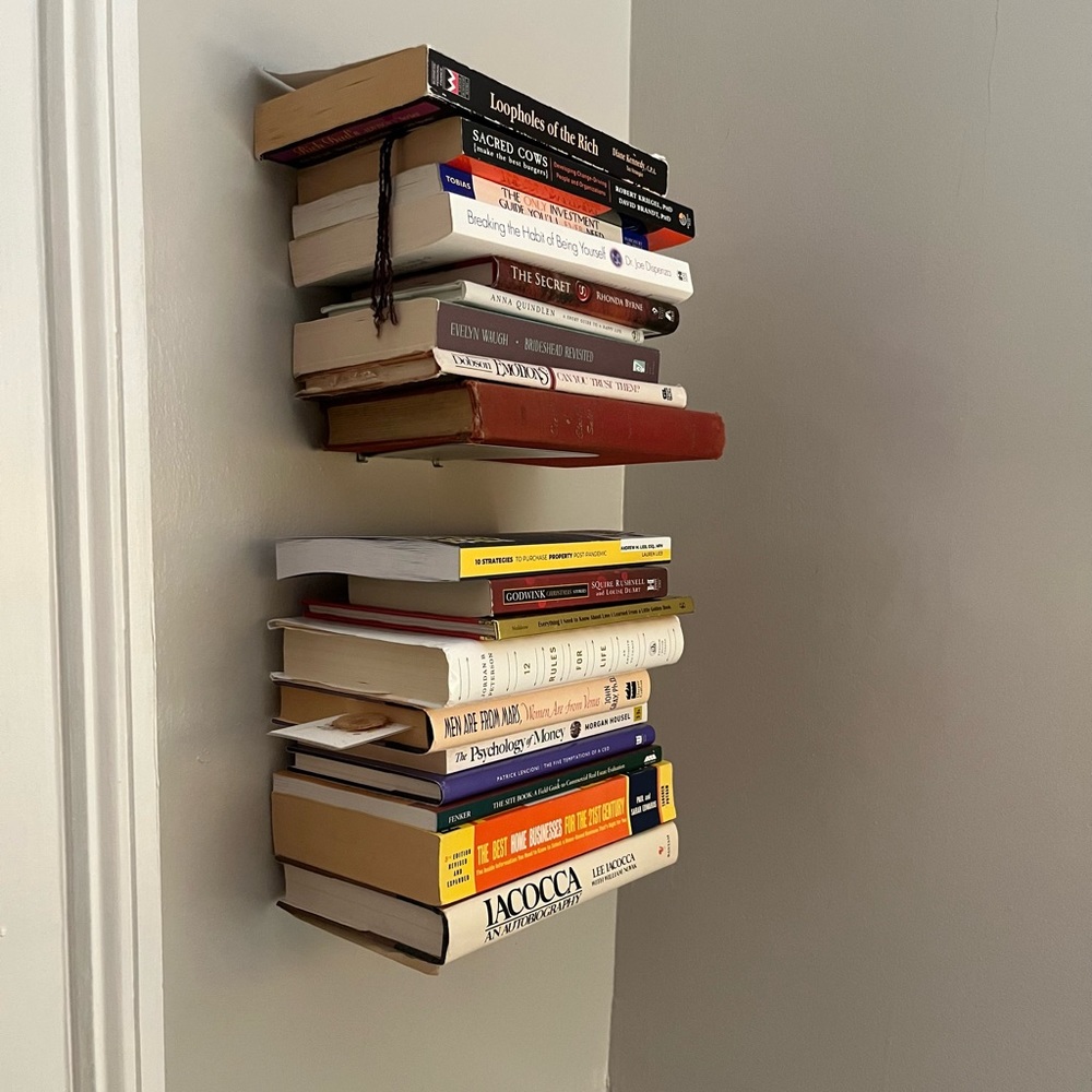 Invisible book shelves